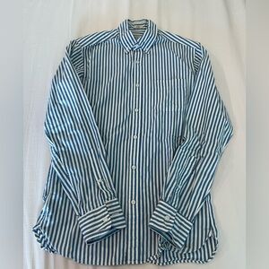 J Crew Button Down good used condition Size S men’s small stain left wrist